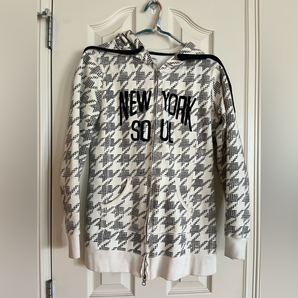 Triple Five Soul long full zip hoodie. Size Medium.